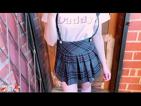 ❤️ Schoolgirl buruja rẹ dick jinna ati fokii dipo ti awọn kilasi. ️ Ohun onihoho ti ile