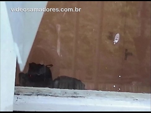 ❤️ Kara ọkunrin wiwo rẹ orebirin pẹlu miiran eniyan, gbigbasilẹ a fokii fidio lai disturbing awọn tọkọtaya ️ Ohun onihoho ti ile